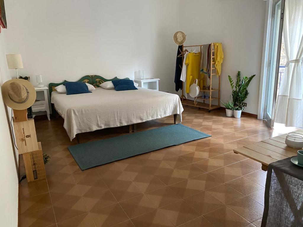 Mari Sea Home Giardini Naxos Exterior photo